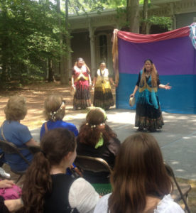 medieval dancers at Fantasy Faire 2016